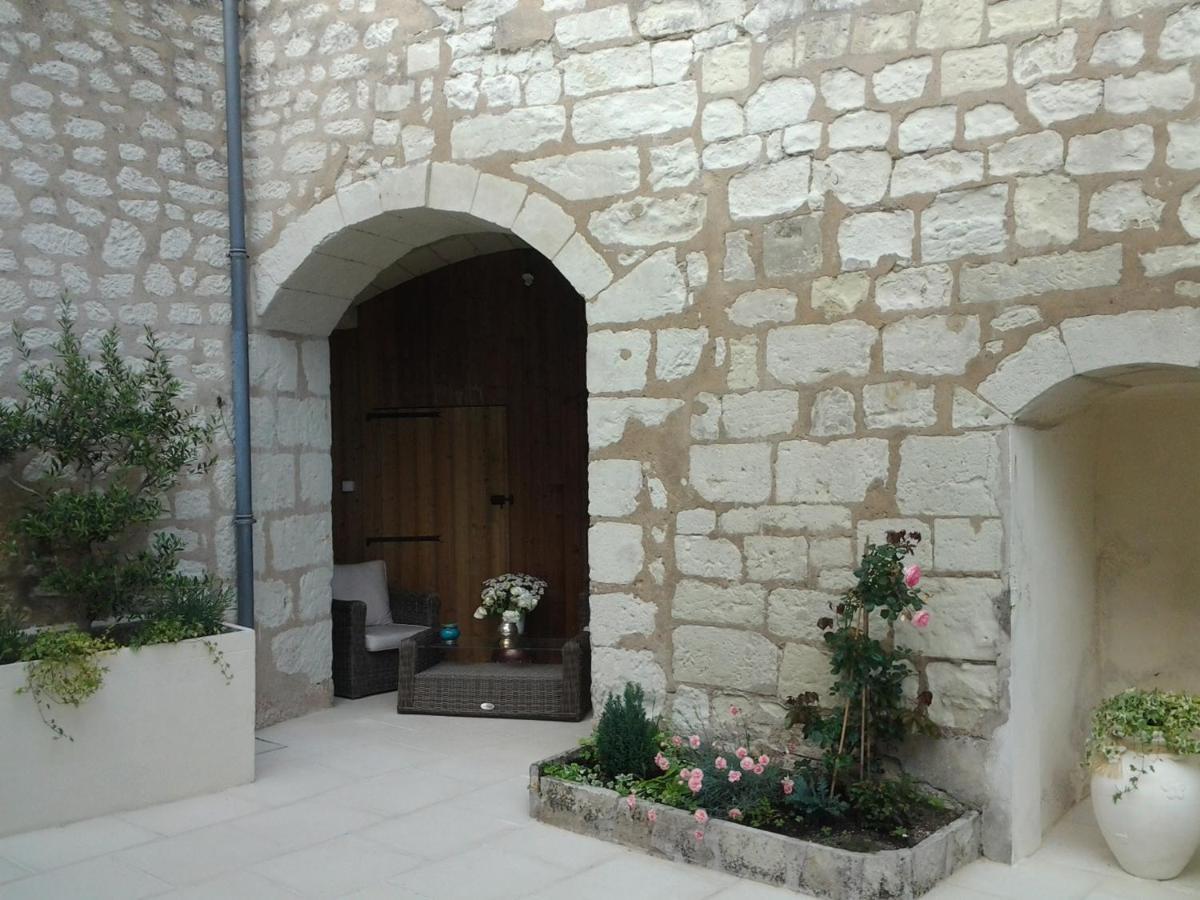 ブレ Le Manoir Des Roches Bed & Breakfast エクステリア 写真