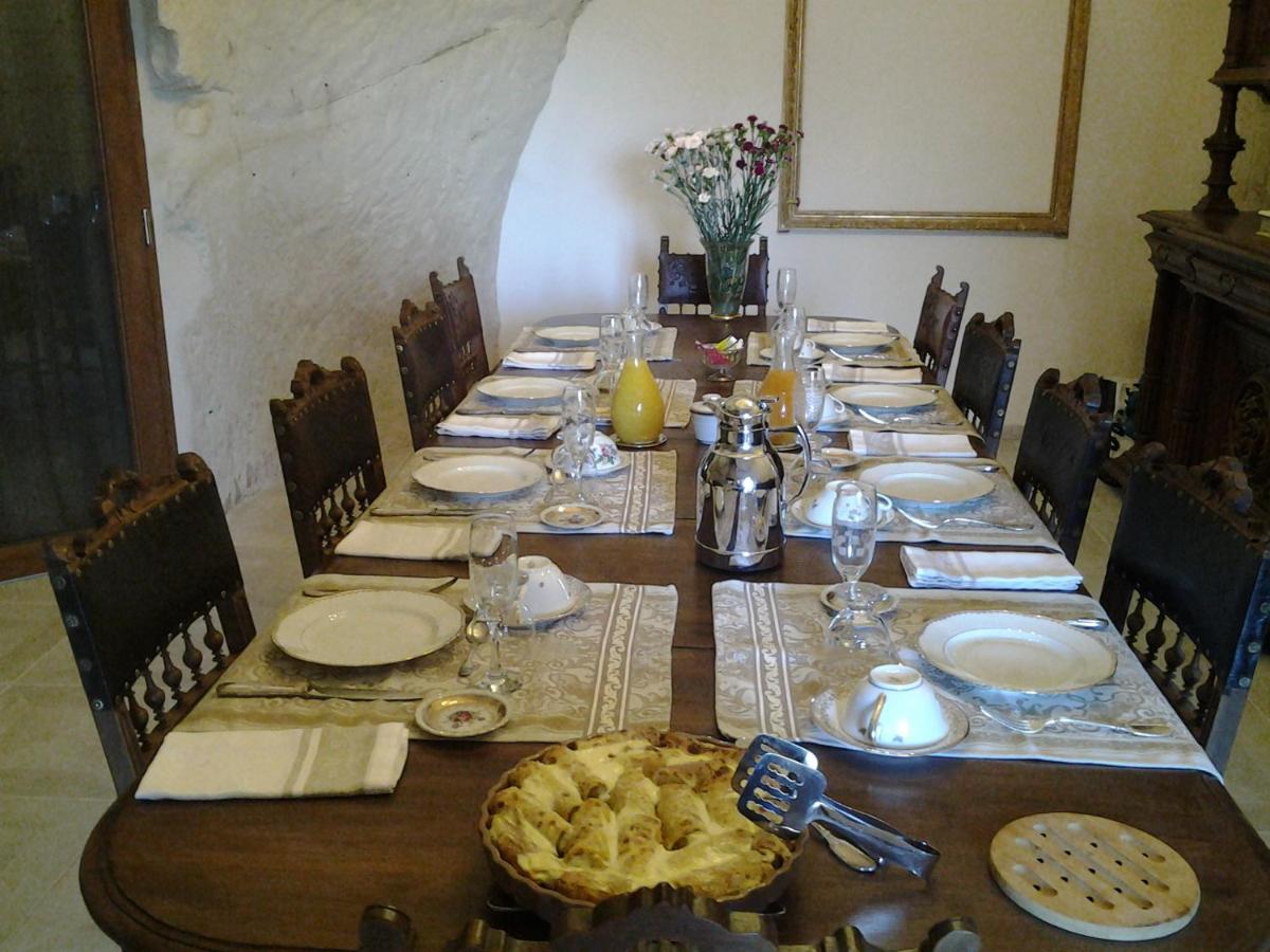 ブレ Le Manoir Des Roches Bed & Breakfast エクステリア 写真