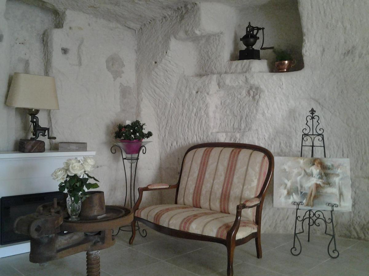 ブレ Le Manoir Des Roches Bed & Breakfast エクステリア 写真